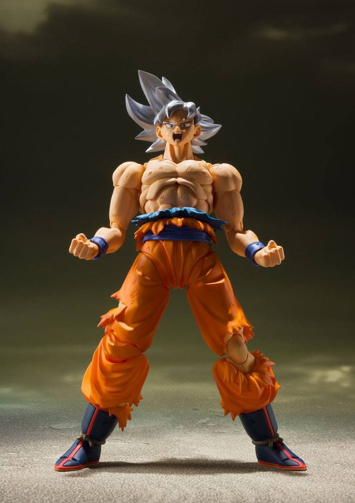 Figurine S.H. Figuarts Son Goku Ultra Instinct - Deriv'Store - Les  Spécialistes en Figurines & Produits Dérivés Geek